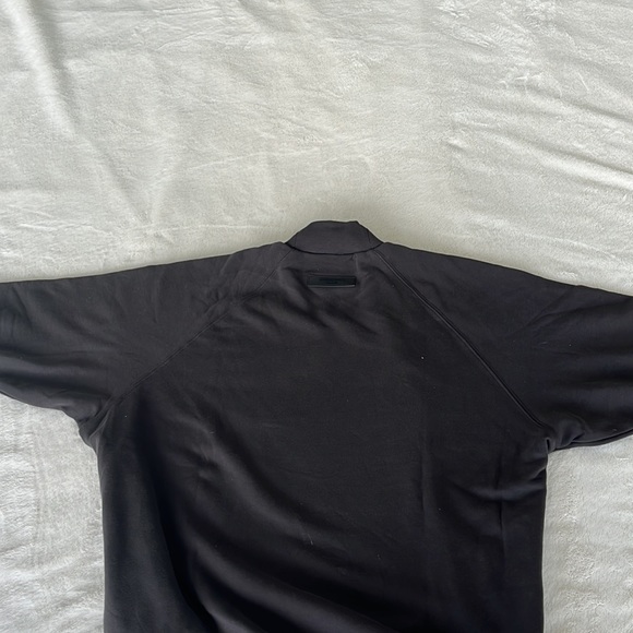 Essentials sweater - Picture 4 of 6